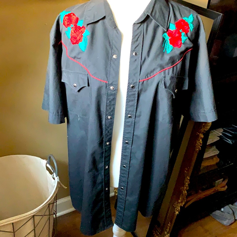 New Ely Diamond pearl snap shirt with roses